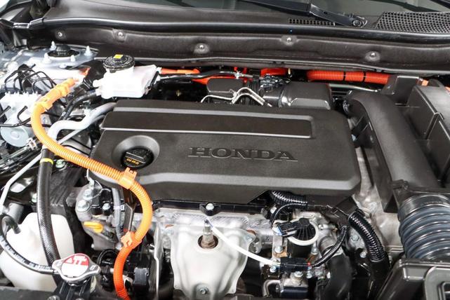 Photo of 2023 Silver Honda CR-V Hybrid