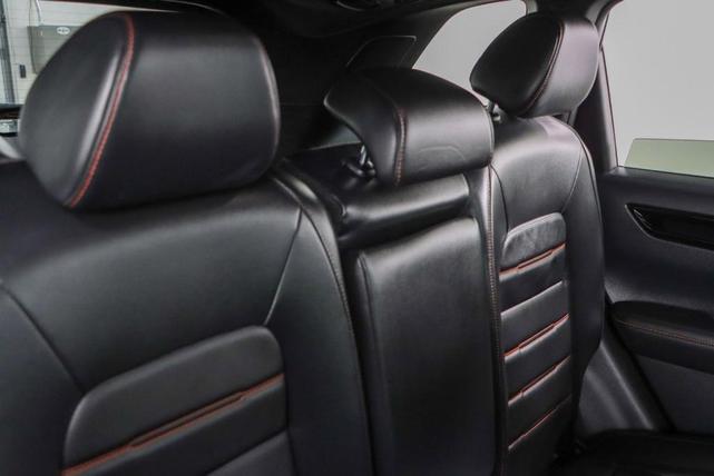 Photo of 2023 Silver Honda CR-V Hybrid