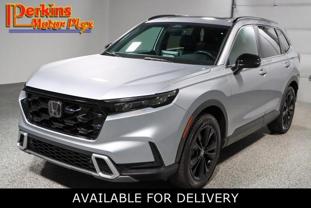 Photo of 2023 Silver Honda CR-V Hybrid