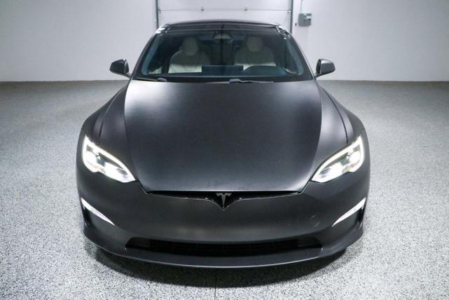 Photo of 2022 Black Tesla Model S