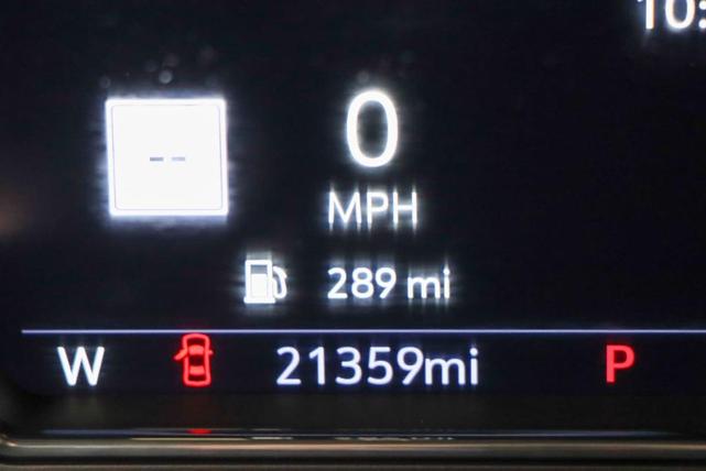 Photo of 2023 White GMC Sierra 2500