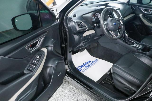 Photo of 2024 Crystal Black Silica Subaru Forester