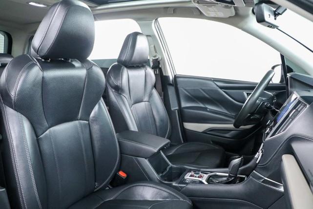 Photo of 2024 Crystal Black Silica Subaru Forester