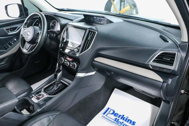 Photo of 2024 Crystal Black Silica Subaru Forester
