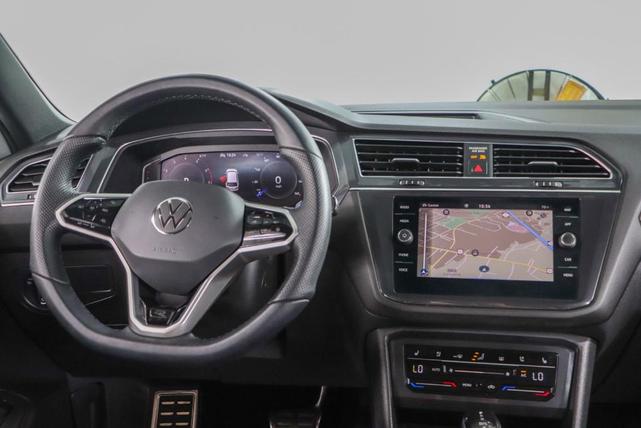 Photo of 2022 Oryx White Pearl Effect Volkswagen Tiguan