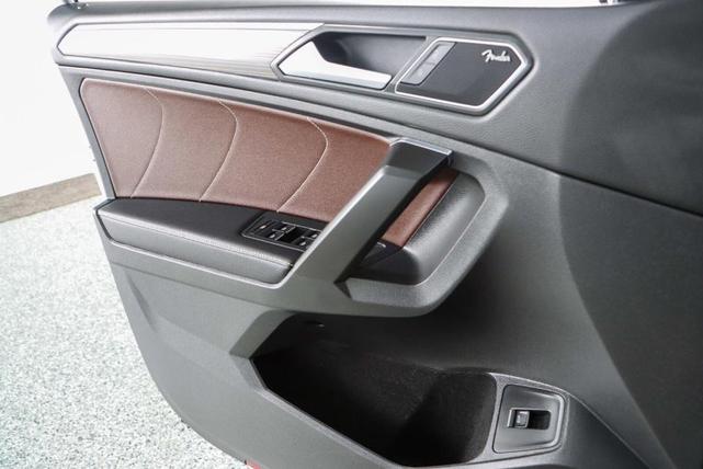 Photo of 2022 Oryx White Pearl Effect Volkswagen Tiguan