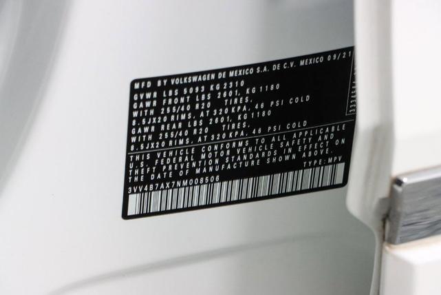 Photo of 2022 Oryx White Pearl Effect Volkswagen Tiguan