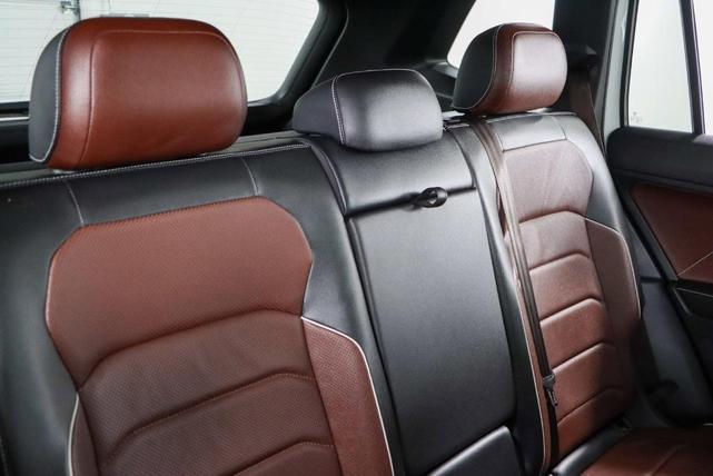 Photo of 2022 Oryx White Pearl Effect Volkswagen Tiguan