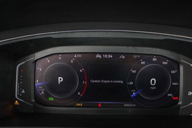 Photo of 2022 Oryx White Pearl Effect Volkswagen Tiguan
