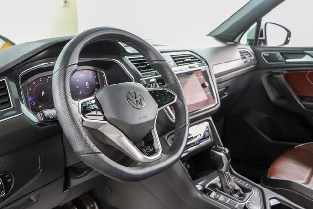 Photo of 2022 Oryx White Pearl Effect Volkswagen Tiguan