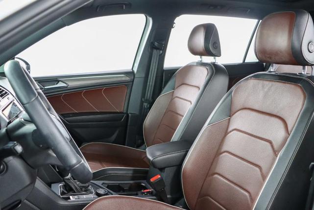 Photo of 2022 Oryx White Pearl Effect Volkswagen Tiguan