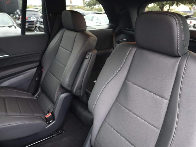 Photo of 2025 Selenite Grey Metallic Mercedes-Benz GLS 450