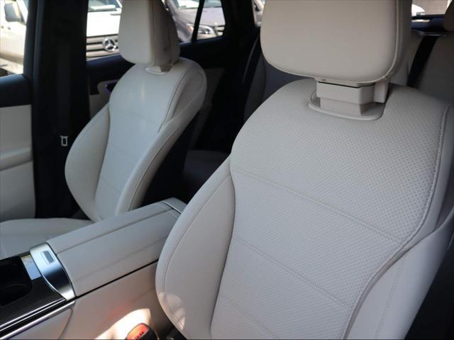 Photo of 2025 MANUFAKTUR Patagonia Red Metallic Mercedes-Benz GLC 350e
