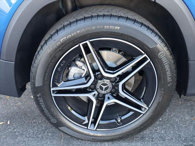 Photo of 2024 Starling Blue Metallic Mercedes-Benz GLB 250