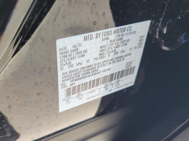 Photo of 2025 Black Metallic Ford Explorer
