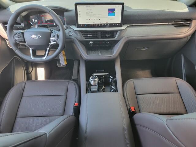 Photo of 2025 Black Metallic Ford Explorer