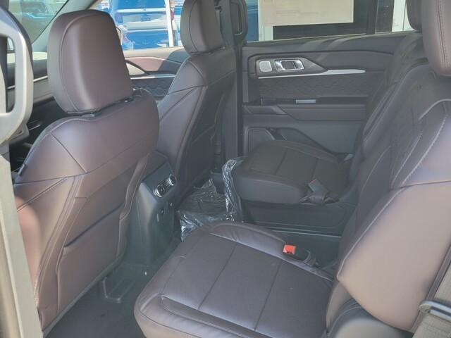 Photo of 2025 Black Metallic Ford Explorer