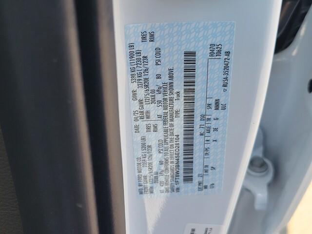 Photo of 2025 Oxford White Ford F-350