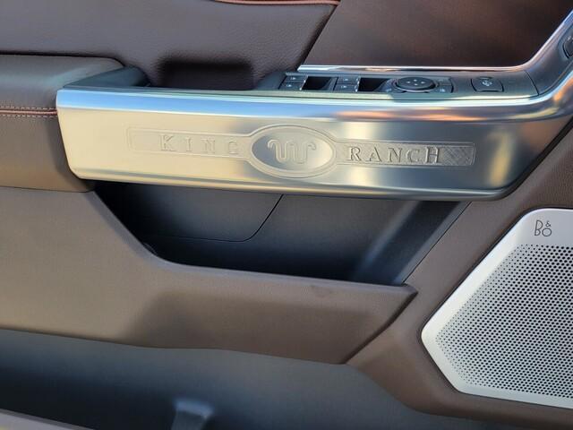 Photo of 2025 Oxford White Ford F-350