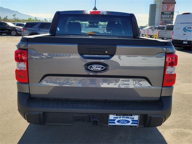 Photo of 2025 Carbonized Gray Metallic Ford Maverick