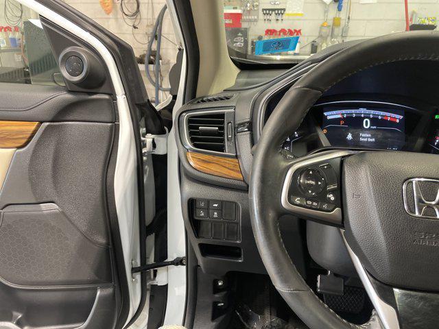 Photo of 2019 Platinum White Pearl Honda CR-V