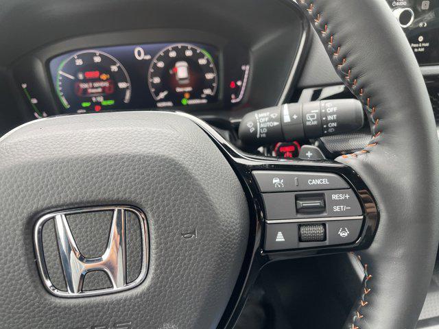 Photo of 2026 Platinum White Pearl Honda CR-V Hybrid