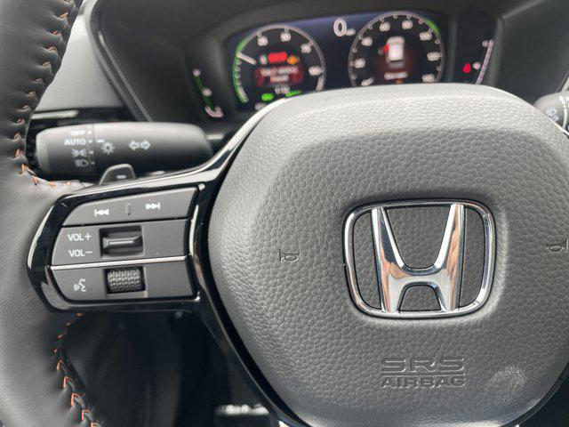 Photo of 2026 Platinum White Pearl Honda CR-V Hybrid