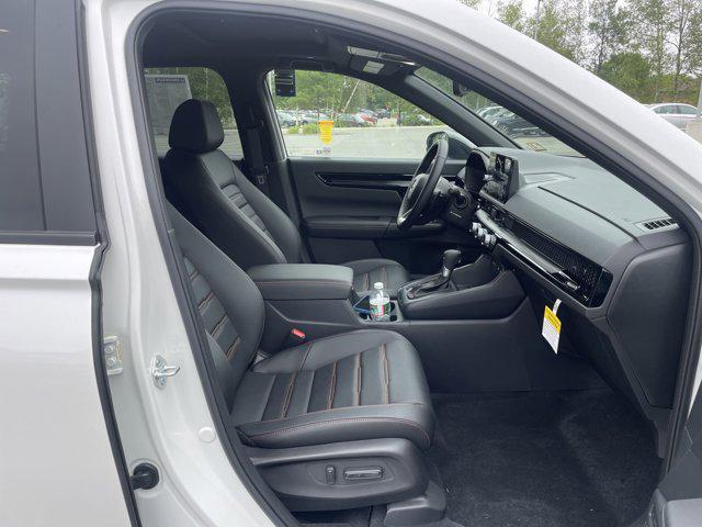 Photo of 2026 Platinum White Pearl Honda CR-V Hybrid