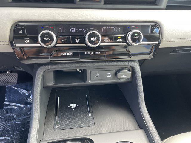 Photo of 2026 PLATNIUM Honda Passport