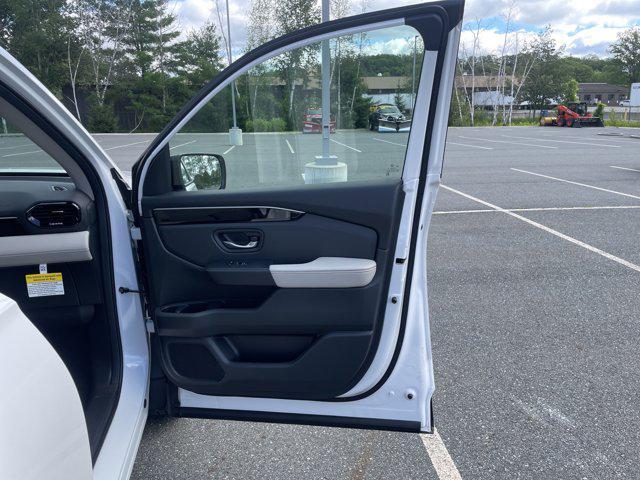 Photo of 2026 PLATNIUM Honda Passport