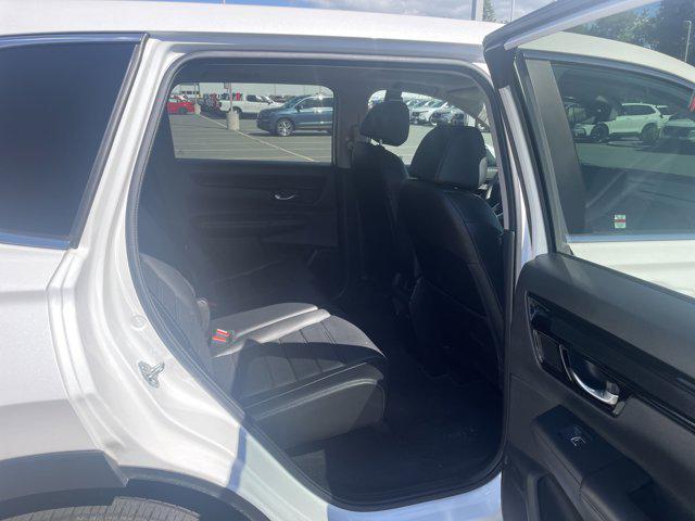 Photo of 2025 Platinum White Pearl Honda CR-V