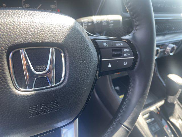 Photo of 2025 Platinum White Pearl Honda CR-V