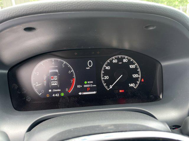 Photo of 2026 Platinum White Pearl Honda HR-V