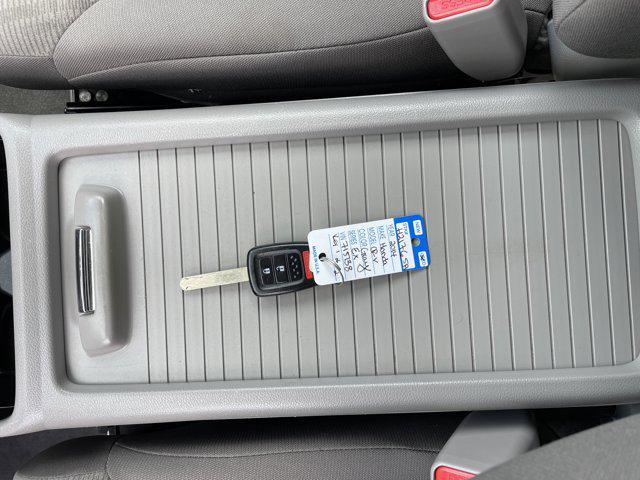 Photo of 2014 Gray Honda CR-V