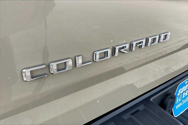 Photo of 2021 Sand Dune Metallic Chevrolet Colorado