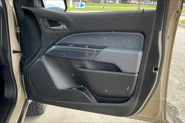 Photo of 2021 Sand Dune Metallic Chevrolet Colorado
