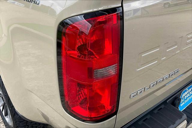 Photo of 2021 Sand Dune Metallic Chevrolet Colorado