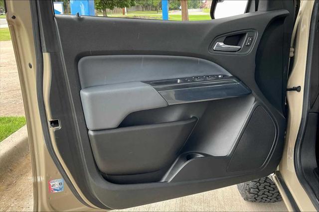 Photo of 2021 Sand Dune Metallic Chevrolet Colorado