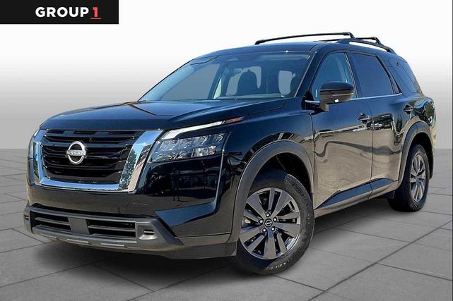 Photo of 2024 Super Black Nissan Pathfinder