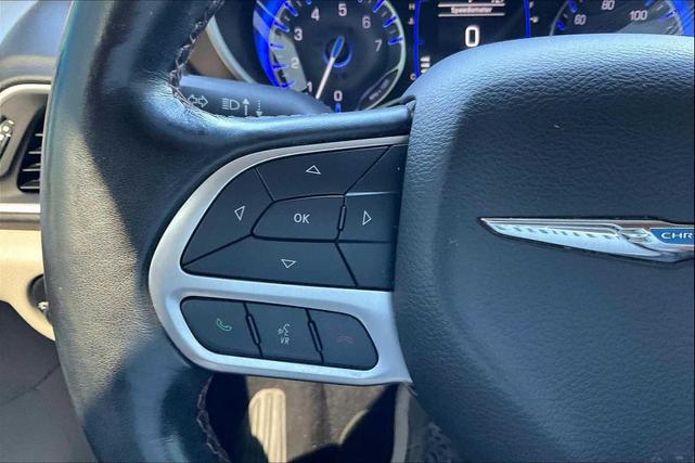 Photo of 2019 Velvet Red Pearlcoat Chrysler Pacifica