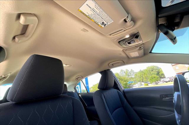 Photo of 2024 Midnight Black Metallic Toyota Corolla