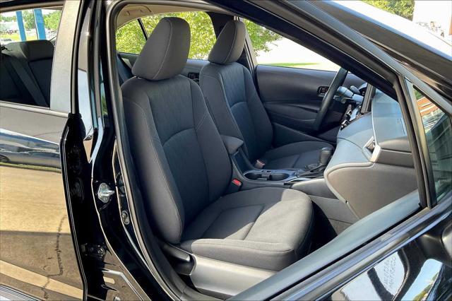 Photo of 2024 Midnight Black Metallic Toyota Corolla