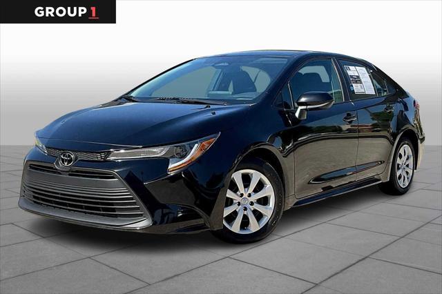 Photo of 2024 Midnight Black Metallic Toyota Corolla