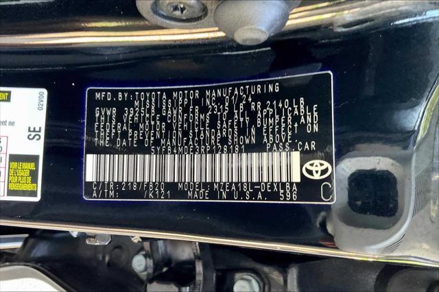 Photo of 2024 Midnight Black Metallic Toyota Corolla