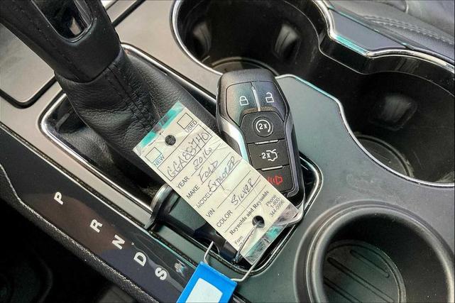 Photo of 2016 INGOT SILVER METALLIC Ford Explorer
