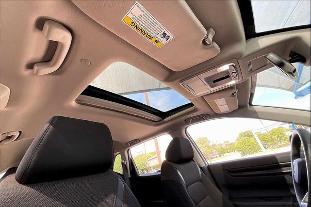 Photo of 2024 Platinum White Pearl Honda CR-V