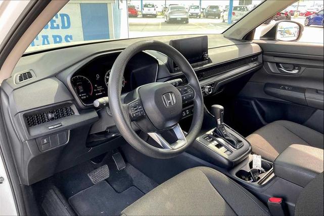 Photo of 2024 Platinum White Pearl Honda CR-V