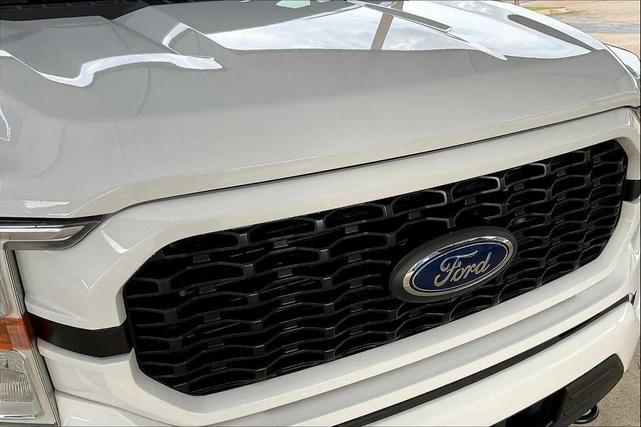 Photo of 2022 OXFORD WHITE Ford F-150