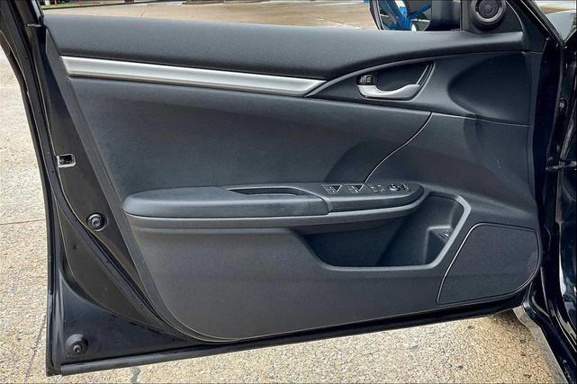 Photo of 2019 Crystal Black Pearl Honda Civic