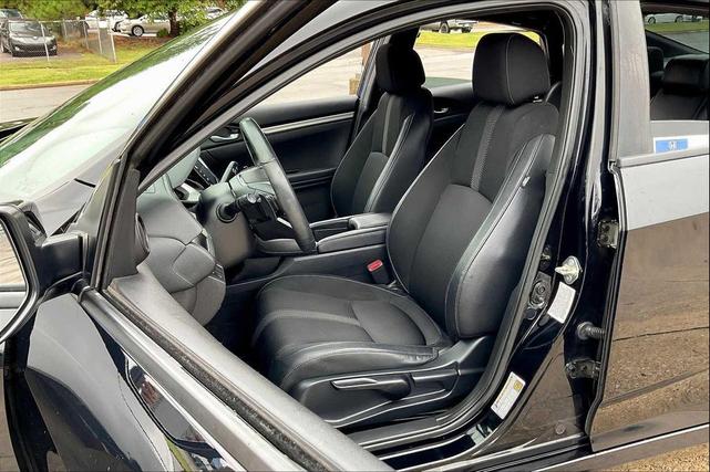 Photo of 2019 Crystal Black Pearl Honda Civic